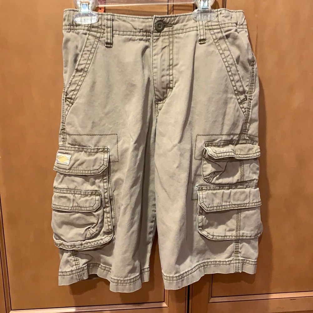 Khaki cargo shorts, size 12 regular, Lee Dungarees
